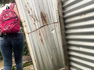 Amateur Colombian Girls Squirting in Public - Bikini Exhibitionist Flash