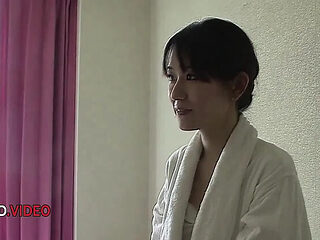 Wild Asian Cougar Manami Komukai Hot Threesome Blowjob Action