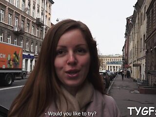 Captivating susen enjoying oral stimulation