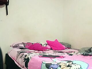 Venezuelan Latina enjoys a good old and young cock sucking game.