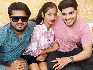 Desi Indian Threesome Gangbang Hardcore Sex with Londamaal123