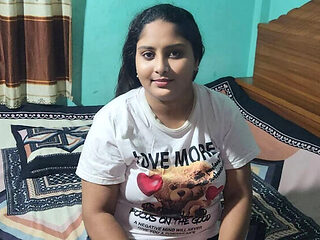 Bangladeshi Hot Aunty Akhi Moni Gives Me Blowjob & Cowgirl Sex at Home - Desi Homemade Part 1