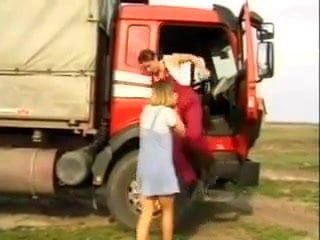 NMLN Hot Hiker Gives A Fuck For A Lift !