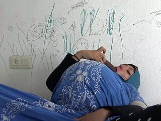 A pregnant turkish wife wants to have sex with black guys - TURK PORNO KONUSMALI