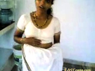 tamil show boobs in kitchen