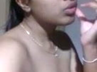Desi girl Full nude videocall with BF 