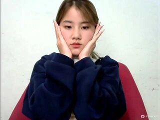 Pretty vietnamese teen