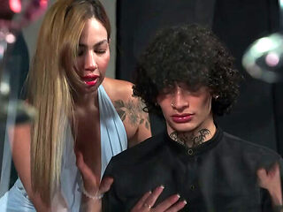 Boss Sets Up Threesome With His Wife After Work - Latina Step-Mom With Huge Tits & Big Ass