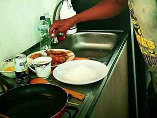 Pablo N3Grobar Face-Fucks Throatpie Queen in Kitchen
