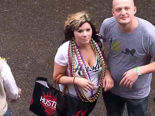 Mardi Gras Chicks on Bourbon Street - SpringbreakLife