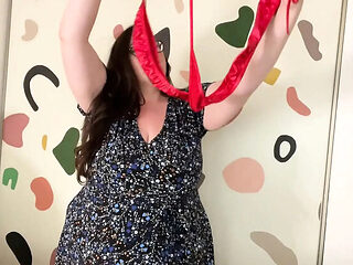 Step Mom Fucks In Tiny Bikini - CuteJayne Big Tits MILF