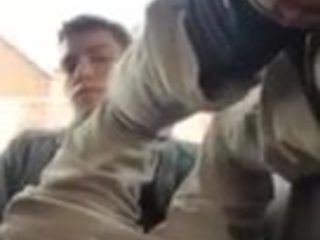 exhibitionniste on bus