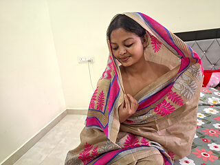 Hot Desi Bhabhi Gets Licked & Fucked Standing Against Wall