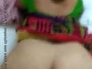 Tamil aunty gets fucked in doggy style, big kundi