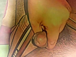 Hot Indian Aunty Saree Sensual handjob open hend massage oil