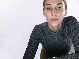 rihannarossy hotnaked ass twerk show and big boobs shaking