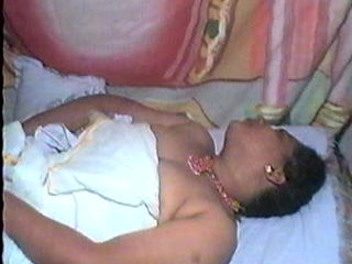 Pyasi Dulhan. Vintage Indian porn. Nice mature 