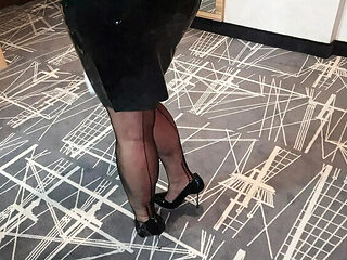 Amateur MILF Wanilianna in Rubber Skirt & Nylons Part 1 - Filthy Masturbation with Hitachi