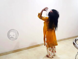 Gadi To Manga Dy Pakistani Mujra Dance Sexy Dance Mujra 