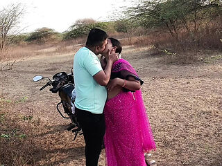 Desi Indian Kavita Aunty Hardcore Fuck With Young Boyfriend - Outdoor Jungle Sex & Rough Missionary