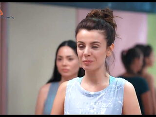 Basak Parlk - Bebek Geliyorum Demez 2019