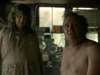 rue Detective - S01E08 001 - Ann Dowd, Glenn Fleshler