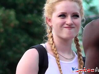 Enjoy A Sexy Teens Body