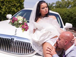 Beautiful outdoor dick-riding session with a long-legged brunette Victoria Blaze