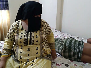 Hot Stepmom Fucking Her Stepdaughter in Bed (she Woke in Oops and Fucked) Therapy