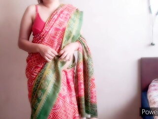 desi hot indian maid fucked by boy ( kamwali ko choda diya)