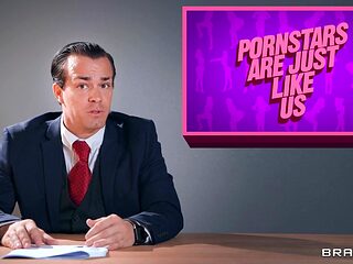 Best Of ZZ - Jessa Rhodes: Xander Corvus nails Blonde Bombshell Pornstar Jessa Rhodes