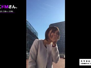 ２２歳百貨店勤務のお姉さんが細い体をよじり快楽に悶える