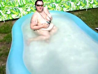 bbw wife playing in pool
