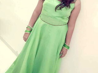 How I look comment me #sexy gauri