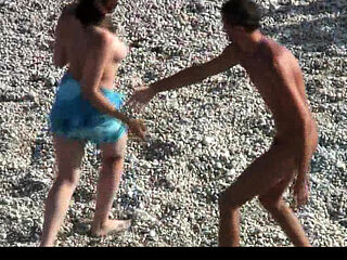 Nudist beach voyeur vid all naked