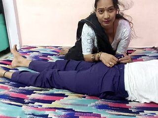 Gorgeous Busty Desi Indian Bhabhi Fucked In Kitchen