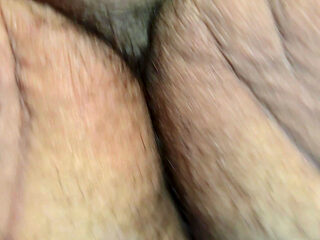 Beautiful Swallowing and Cheeky Vagina
