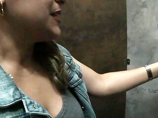 love that my stepsister lets her pussy be licked - Lesbian porn - Porn in Spanish