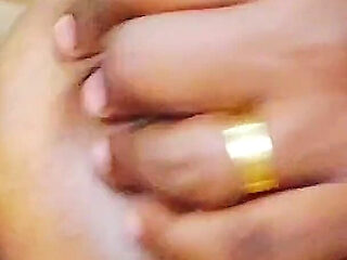 Indian Cheating Wife Kavita Has Romance in Kitchen
