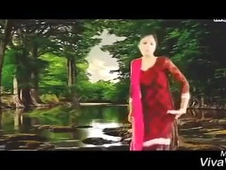 Saiyan chodoge to roti paka dungi  Warna aatn me jhaatn mila