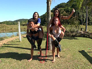 4 Girls