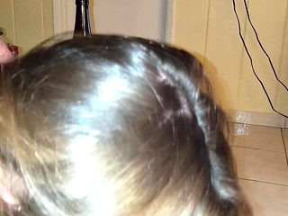 A real amateur housewife deep throating big white cock 