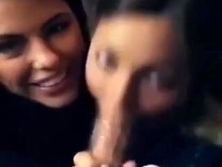 double girls oralsex threesome