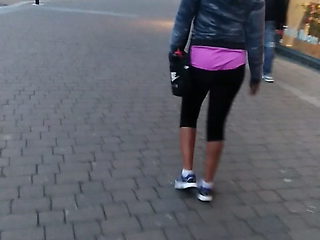 Off to the gym firm ass (Black beauty) 