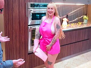 Much Older Boyfriend Meet The Parents On Thanksgiving - Skylar Vox 4k Full 17 Min