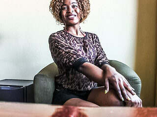 Wannabe Model Agent Fucks Real African MILF After Interview