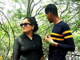 Village Bhabhi Dating Sex at Jungle with Unmarried Devar! Desi Sex