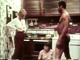 Amazing Kitchen, Vintage xxx scene