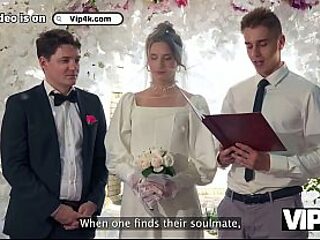 Wedding day wifey gets nailed at her own celebration
