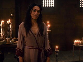 Simone Kessell. Maisie Richardson  -Of Kings and Prophets e5